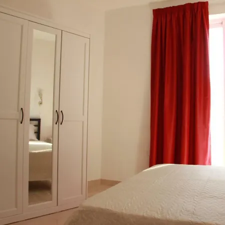 D'argens Apartment